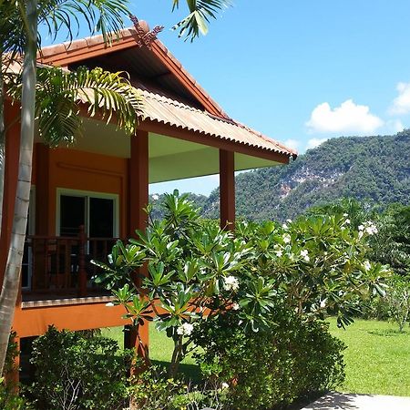 Khao Sok Jasmine Garden Resort - Sha Certified Khao Sok National Park Ngoại thất bức ảnh